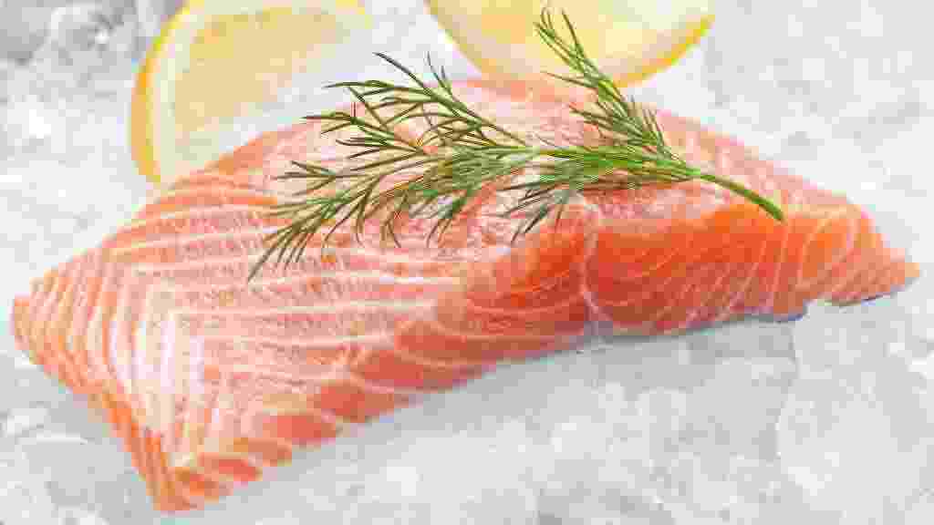 Fresh,Salmon,On,Ice