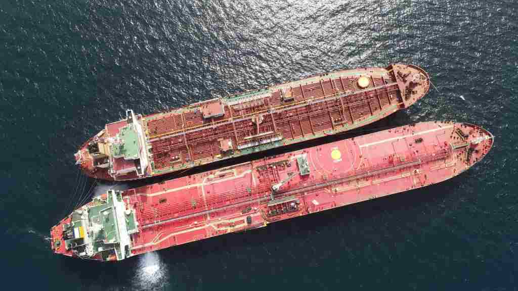 Ship,To,Ship,Bunker,Transfer,Operation,At,West,Africa,Offshore.